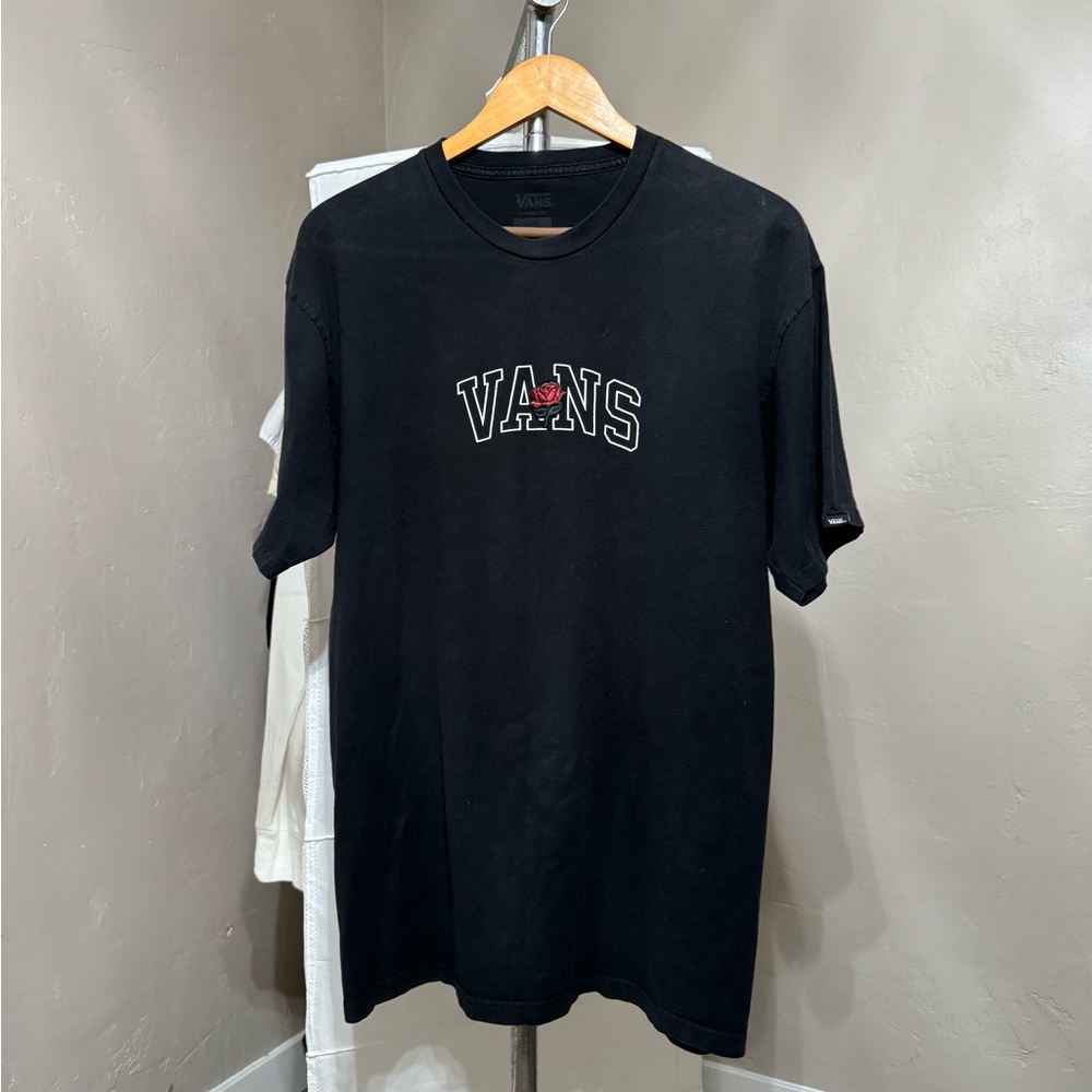 Vans Off The Wall Rose T-Shirt, Large, Good used condition 🌹